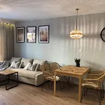 Stone Hill Przy Skale Apartamento